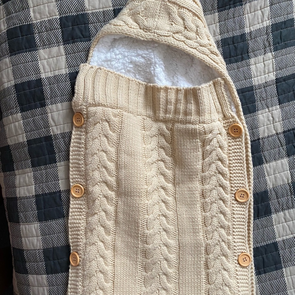 Fleece lined baby sweater sleep sack- 0-3 months